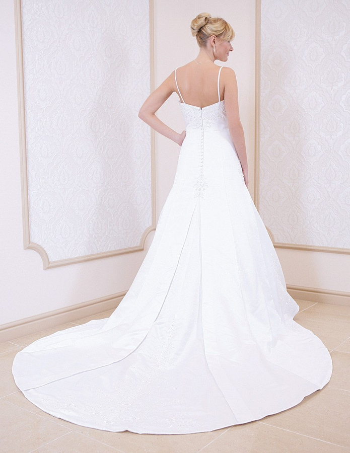 Suknia Ślubna FSS540 BIAŁY