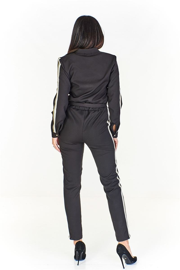 Kombinezon z lampasami po bokach