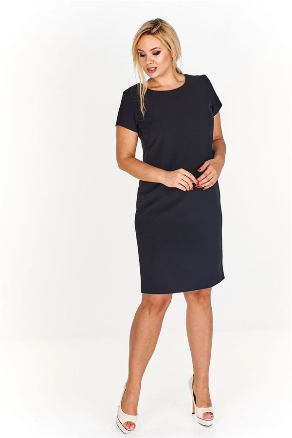 Pudełkowa sukienka z ozdobną wstawką na plecach