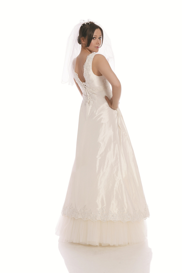 Wedding dress FSS595 IVORY